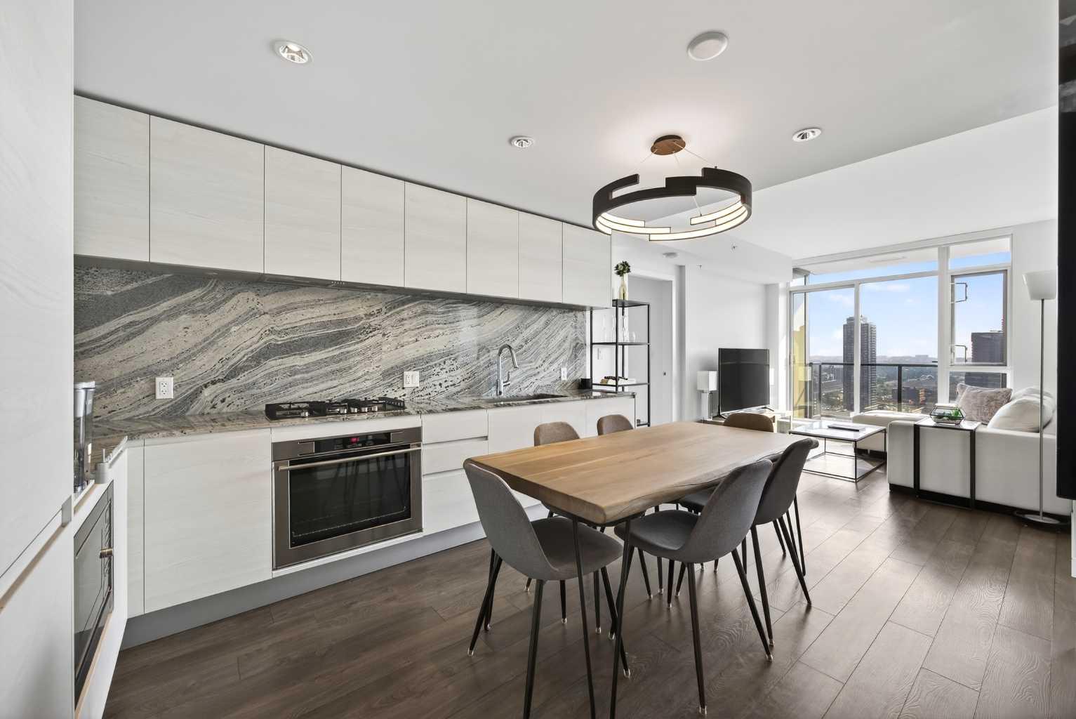 310 12 Avenue SW 2405