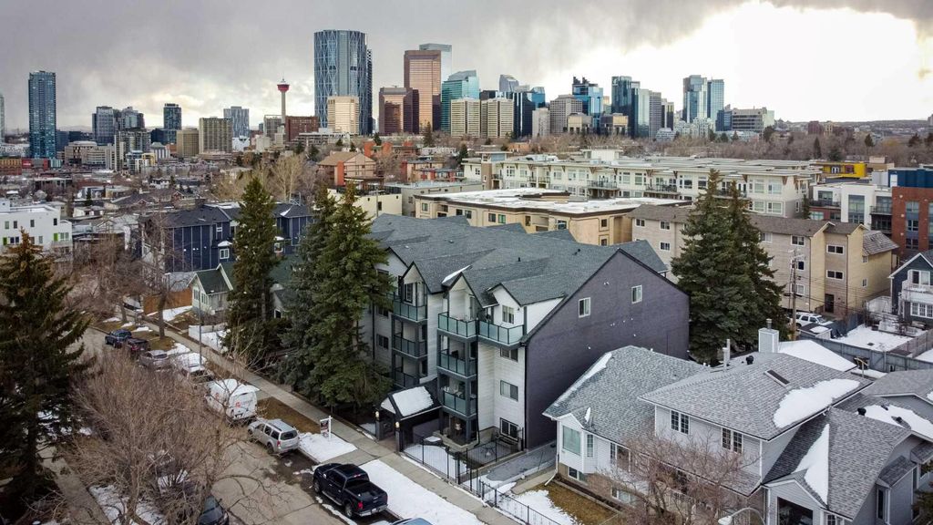 Photo of 717 4A Street NE #204, Calgary, AB T2E 3W1 (MLS # A2299367)
