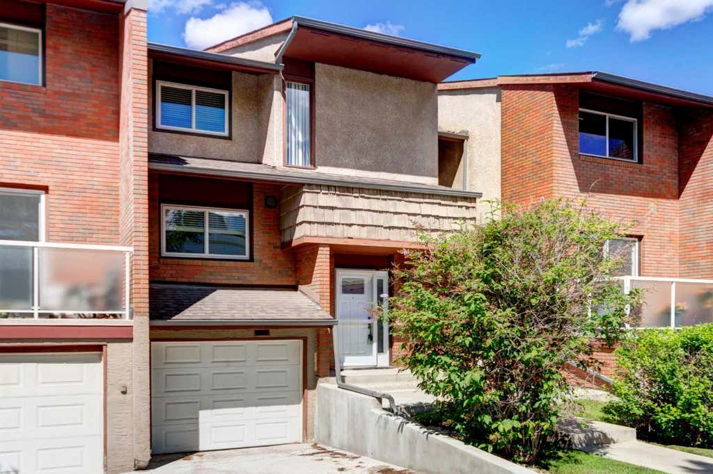 Photo of 1305 Glenmore Trail SW #503, Calgary, AB T2V 4Y8 (MLS # A2323235)