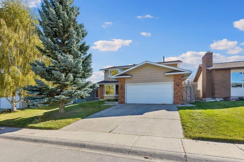 Photo of 19 Woodbrook Road SW, Calgary, AB T2W 4M5 (MLS # A2349416)