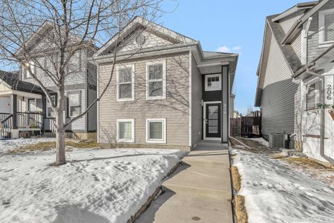 210 Copperstone Grove SE Calgary AB T2Z 4X7