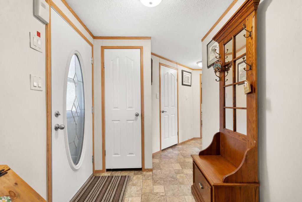 Photo of 204 1 Street E, Foremost, AB T0K 0X0 (MLS # A2291046)