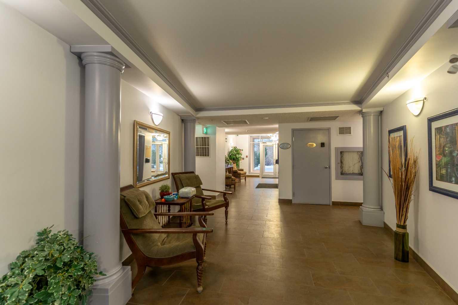 9 Country Village Bay NE 104