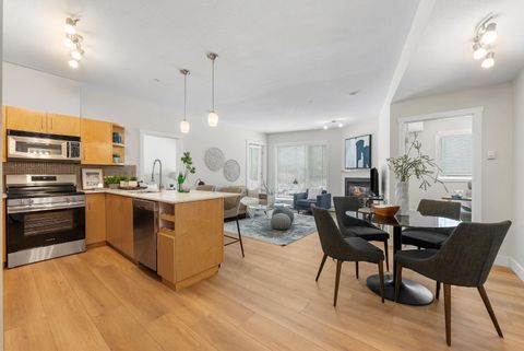 Photo of 69 Springborough Court SW #125, Calgary, AB T3H 5V5 (MLS # A2298532)