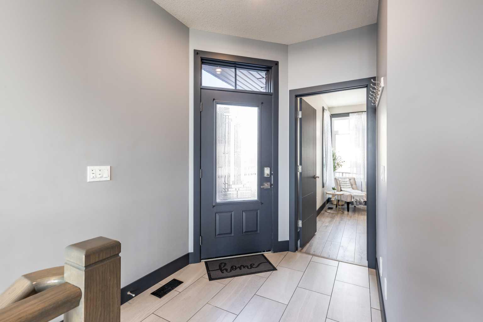 22 Palisades Lane NE