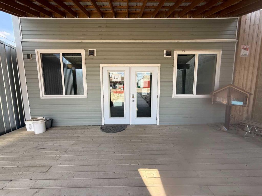 Photo of 141 5 Avenue W, Bow Island, AB T0K 0G0 (MLS # A2309096)