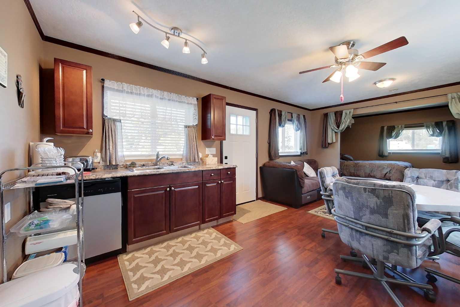 10428 Township Road 735 3