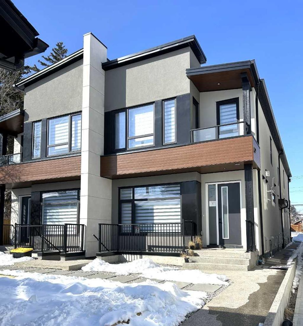 Photo of 129 32 Avenue NE, Calgary, AB T2E 2G6 (MLS # A2299930)
