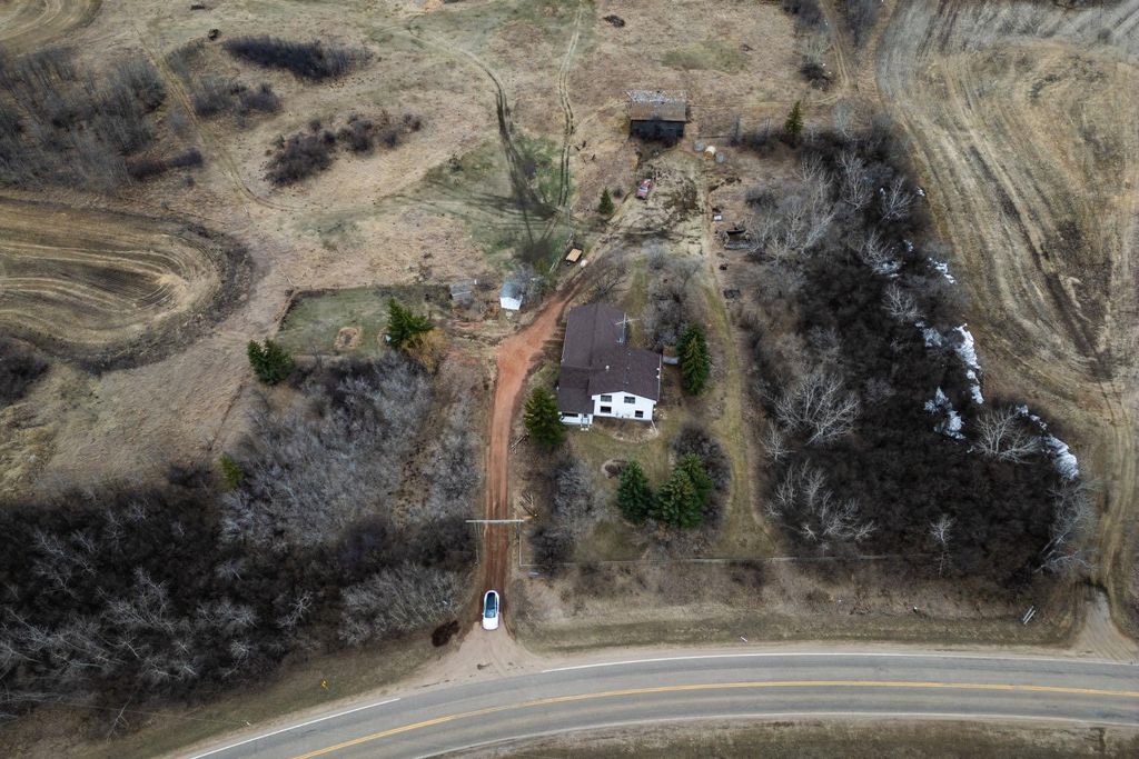 Photo of 43040 HWY 855, Rural Flagstaff County, AB T0B 2M1 (MLS # A2306181)