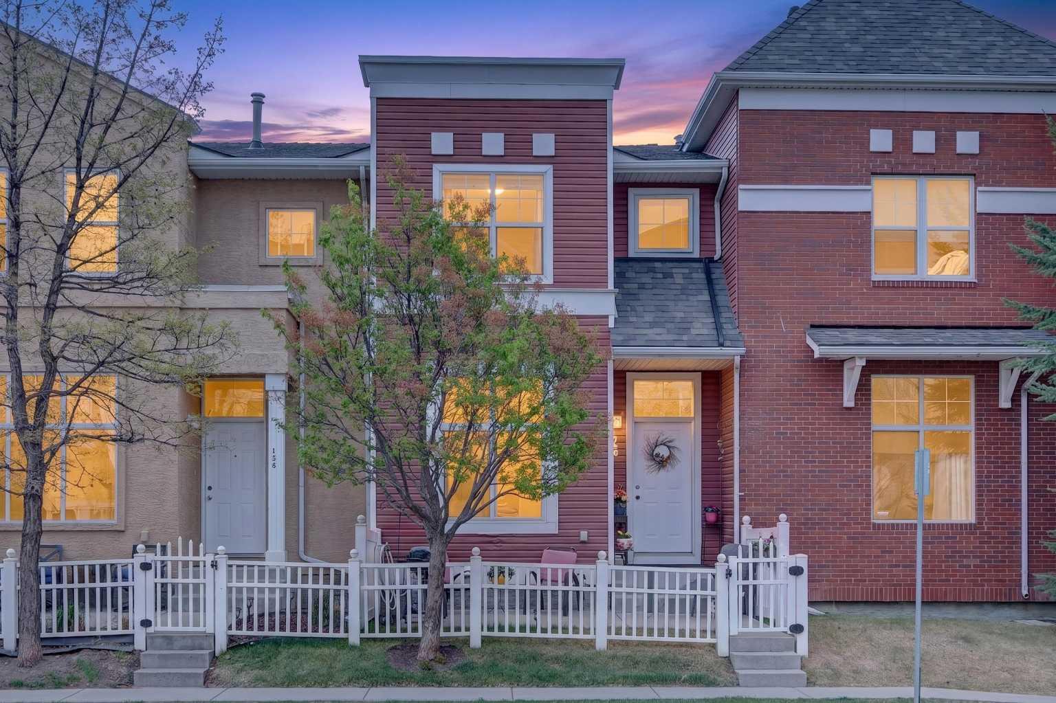 140 Promenade Way SE