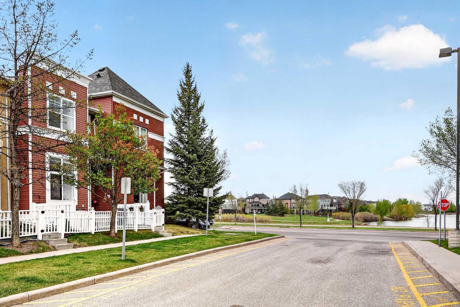 140 Promenade Way SE