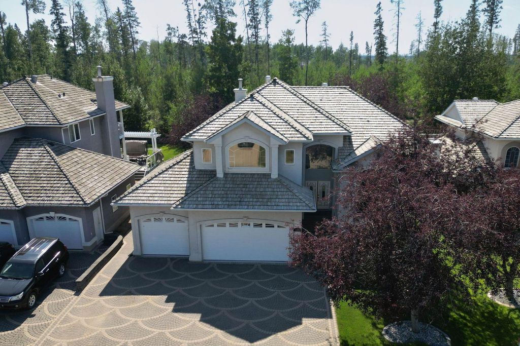 Photo of 127 Berard Crescent, Fort McMurray, AB T9K 1V8 (MLS # A2285933)