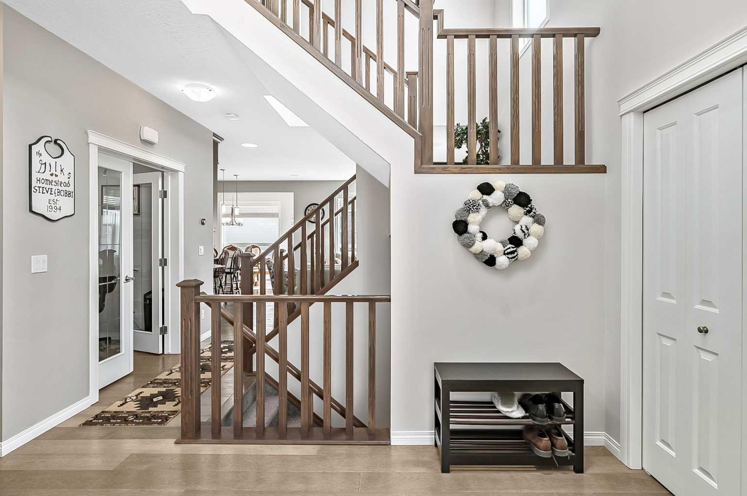 6 Drake Landing Loop