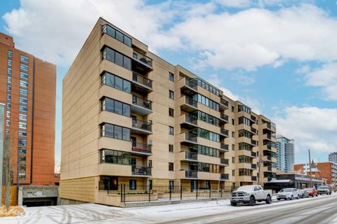 111 14 Avenue SE 207 Calgary AB T2G 4Z8