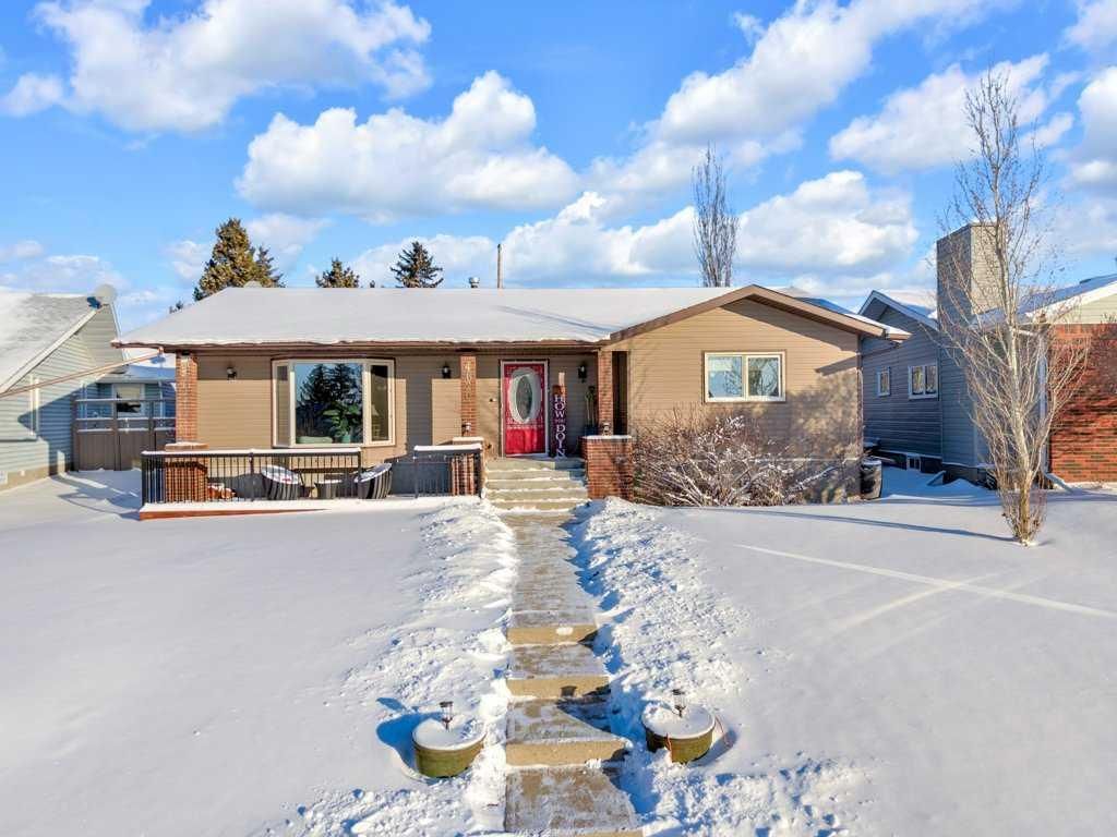 Photo of 4620 53 Street, Rimbey, AB T0C 2J0 (MLS # A2287557)