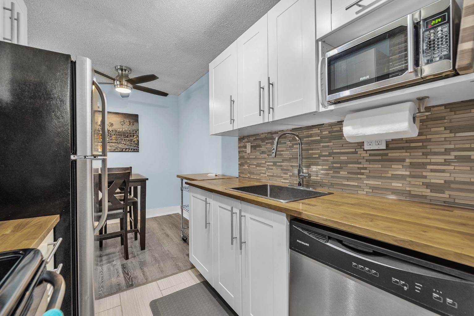 930 Royal Avenue SW 4