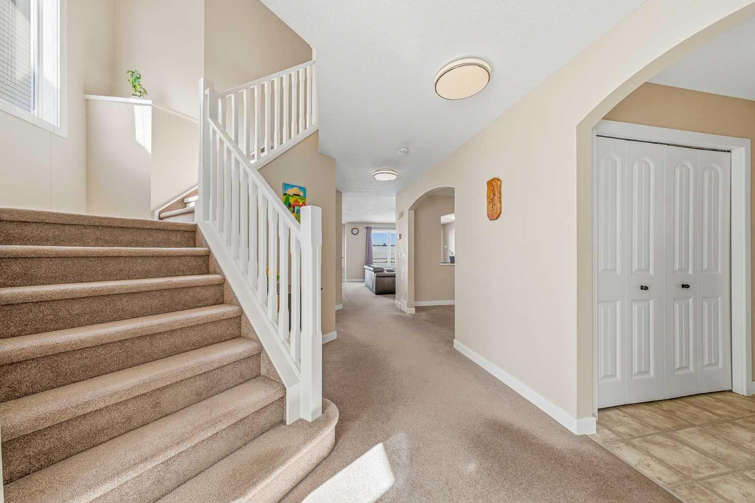 91 Bridlecrest Street SW