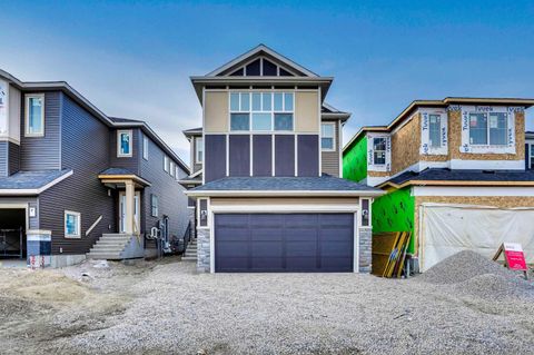 Photo of 312 Edith Place NW, Calgary, AB T3R 2E1 (MLS # A2261867)