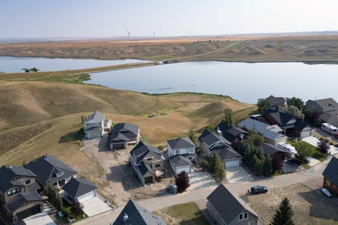 Photo of 58 White Pelican Way, Rural Vulcan County, AB T0L 1G0 (MLS # A2339645)