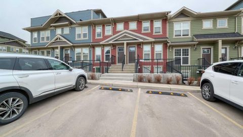 Photo of 417 Cranbrook Square SE, Calgary, AB T3M 3K8 (MLS # A2304512)