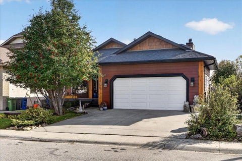 Photo of 5 Sunset Crescent, Okotoks, AB T1S 1M6 (MLS # A2349812)