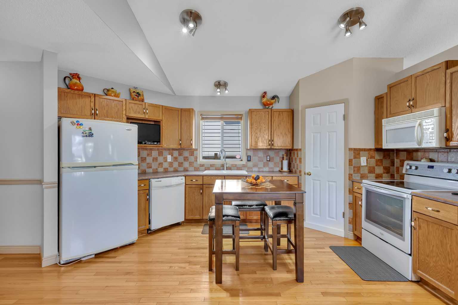 189 Applemead Close SE
