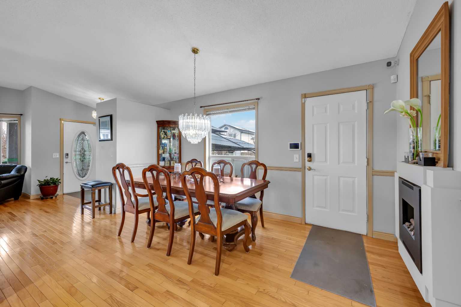 189 Applemead Close SE