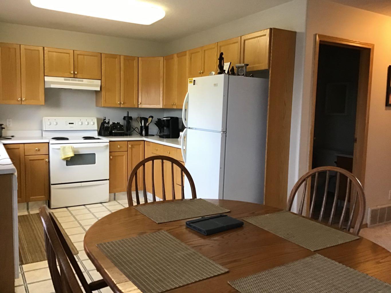 4920 53 Avenue UNIT 2