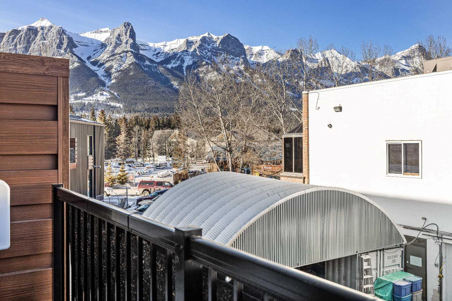 1 Industrial Place 212B