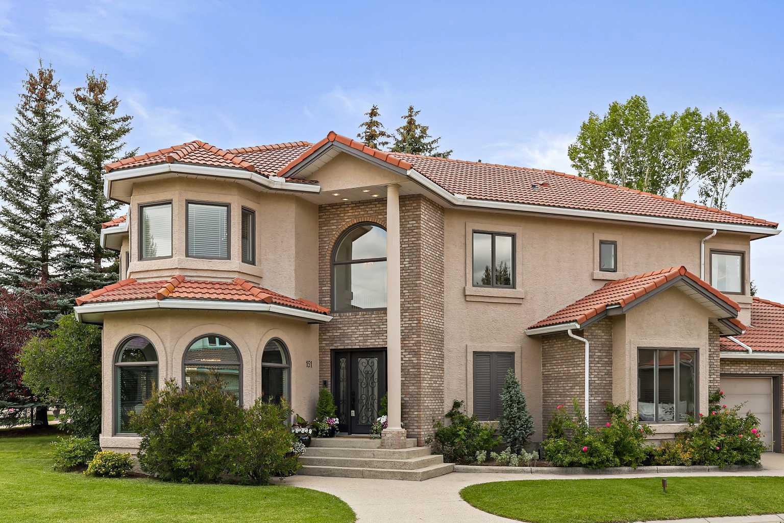 151 Hawkside Close NW