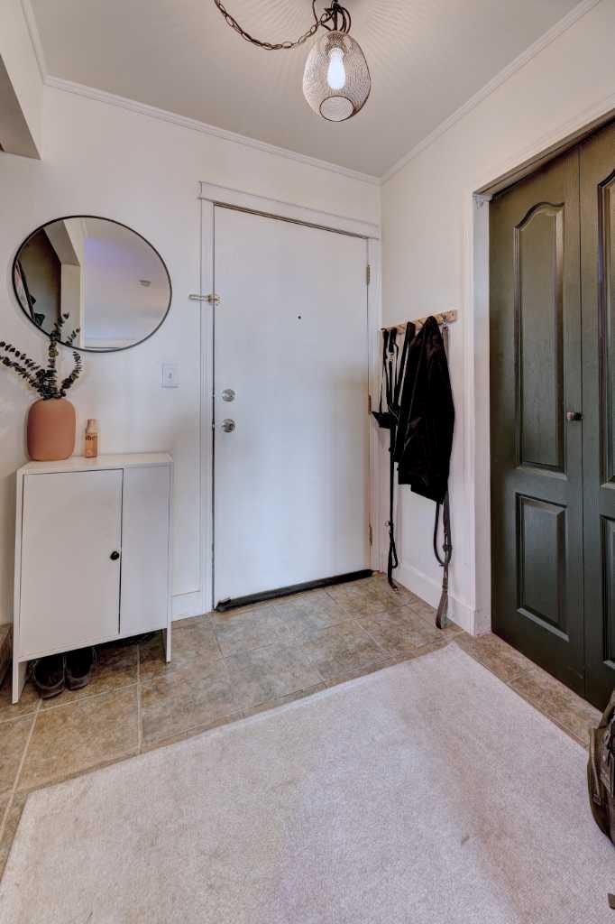 732 57 Avenue SW 202