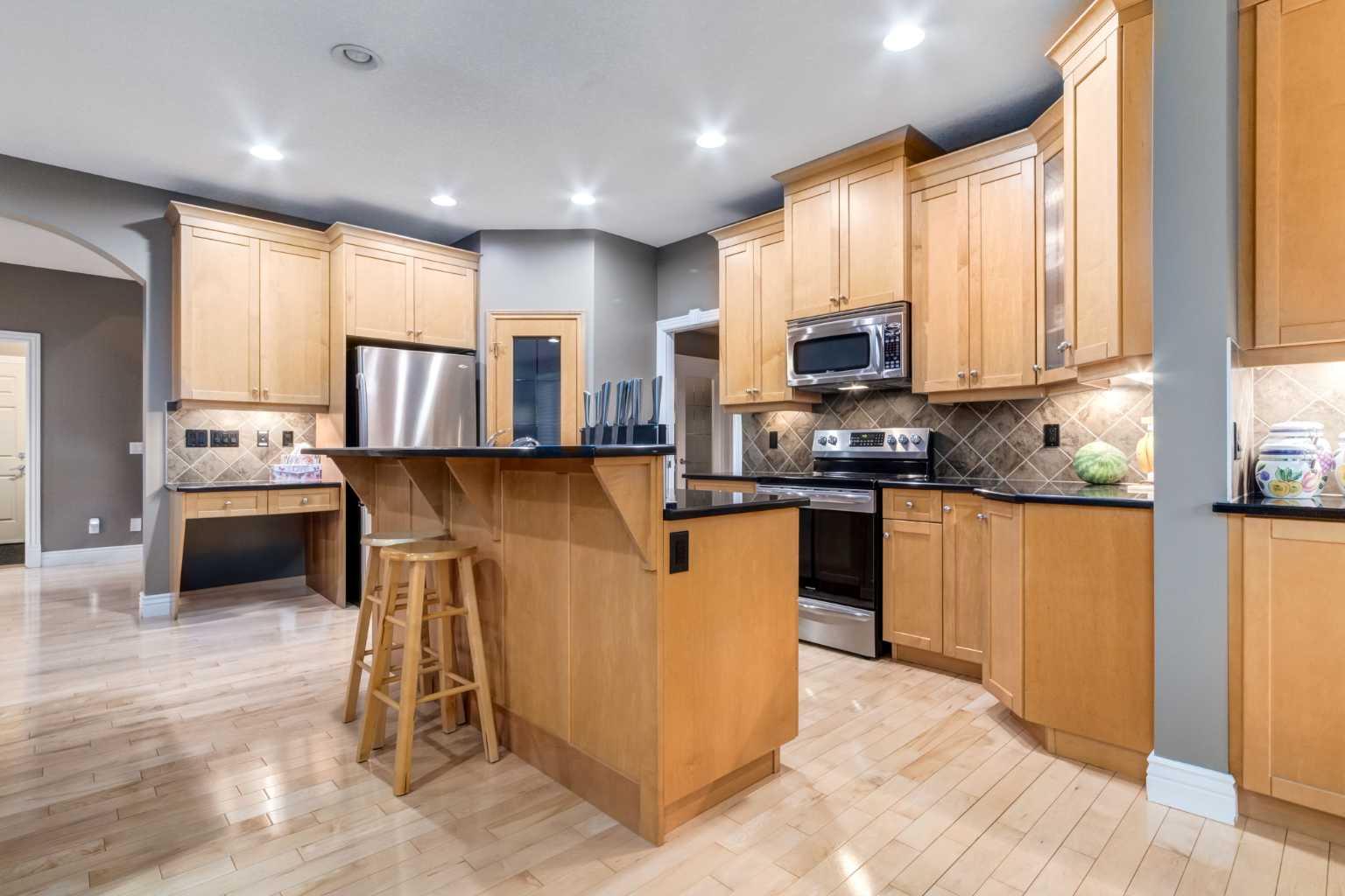 207 Tuscany Glen Park NW