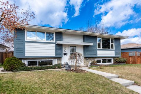 Photo of 46 Marbrooke Circle NE, Calgary, AB T2A 2W4 (MLS # A2304802)