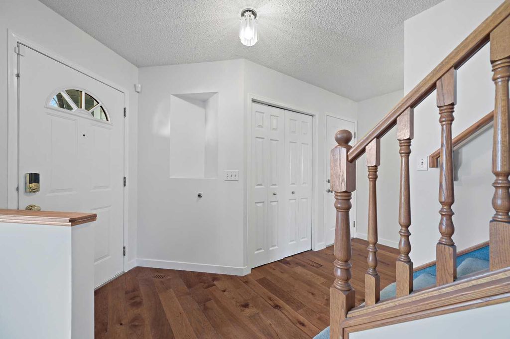 Photo of 182 Coventry Close NE, Calgary, AB T3K 4A6 (MLS # A2283816)