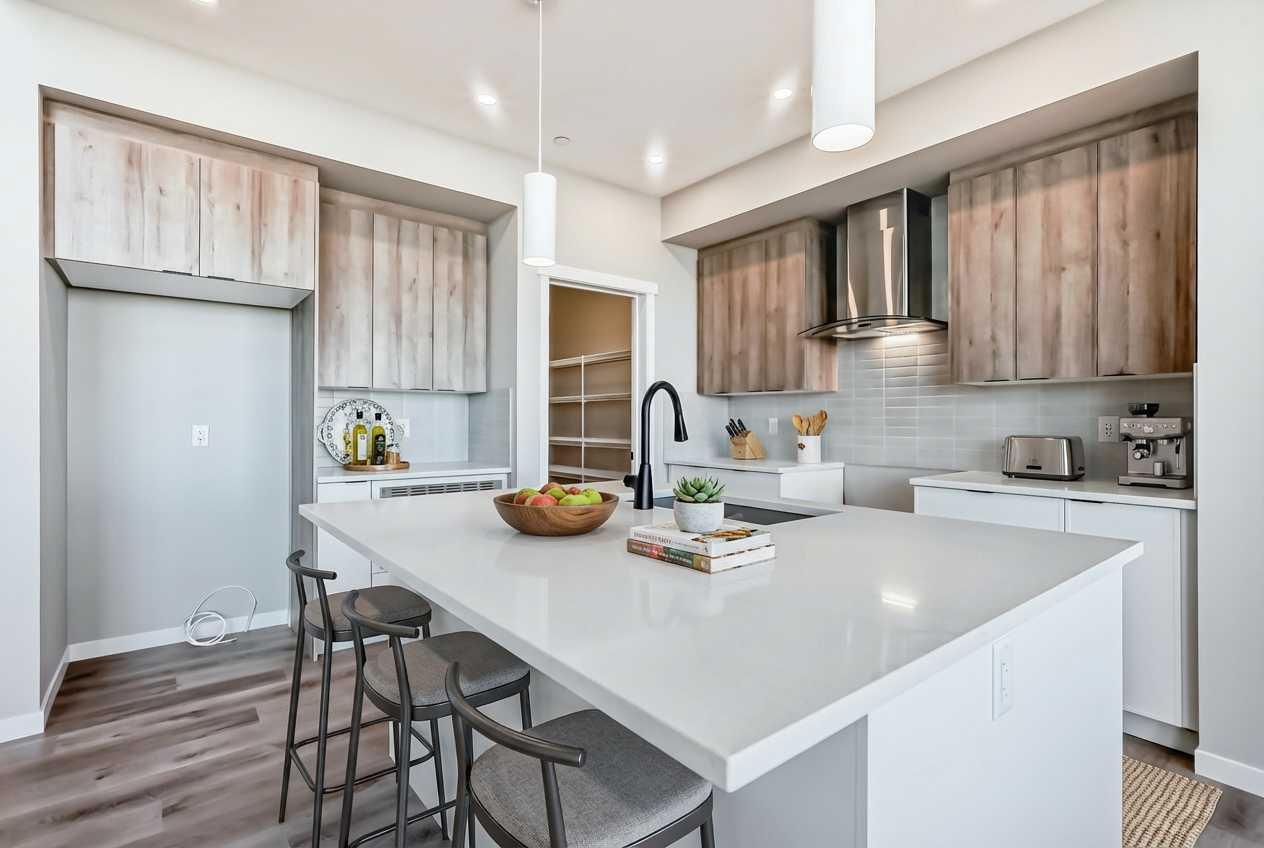 278 Hotchkiss Manor SE