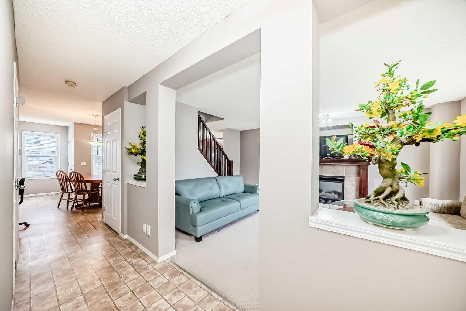 135 Copperstone Grove SE