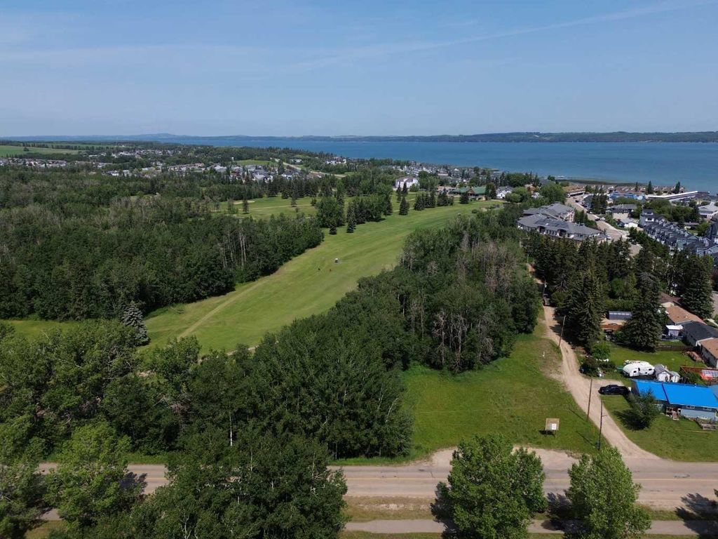 Photo of 5310 50 Avenue, Sylvan Lake, AB T4S 1E7 (MLS # A2293614)