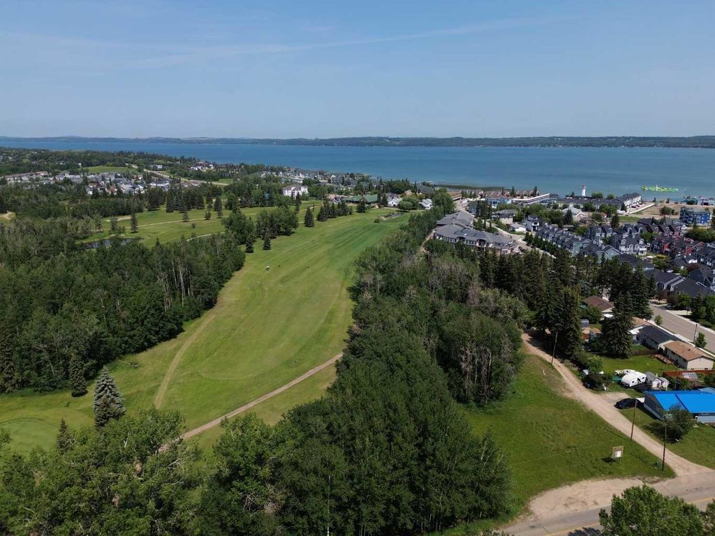 Photo of 5310 50 Avenue, Sylvan Lake, AB T4S 1E7 (MLS # A2293614)