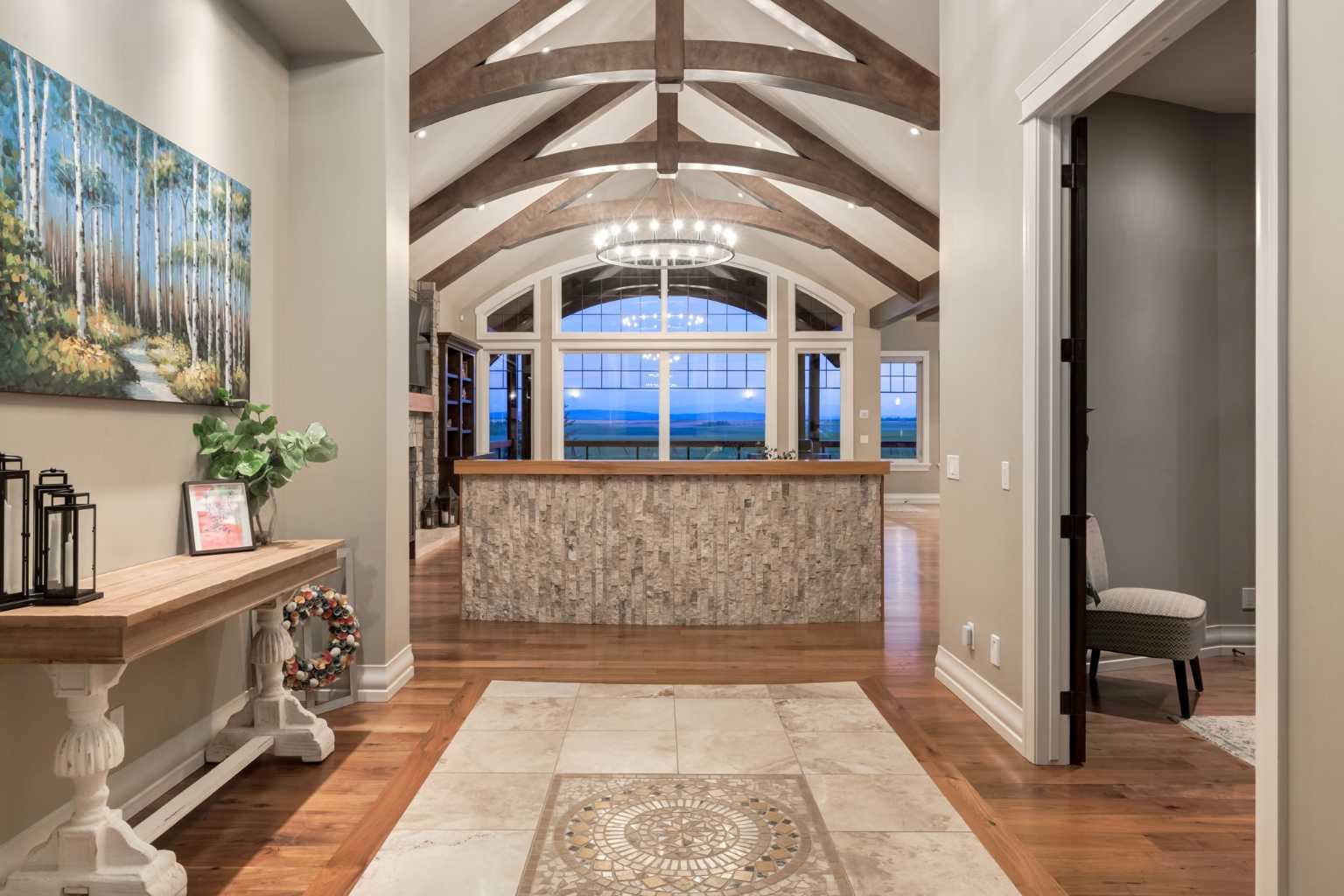 339 Leighton View
