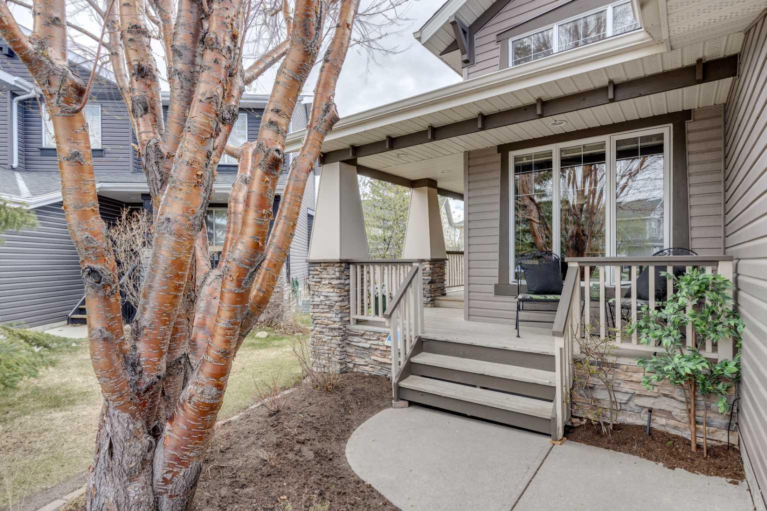 230 Royal Oak Place NW