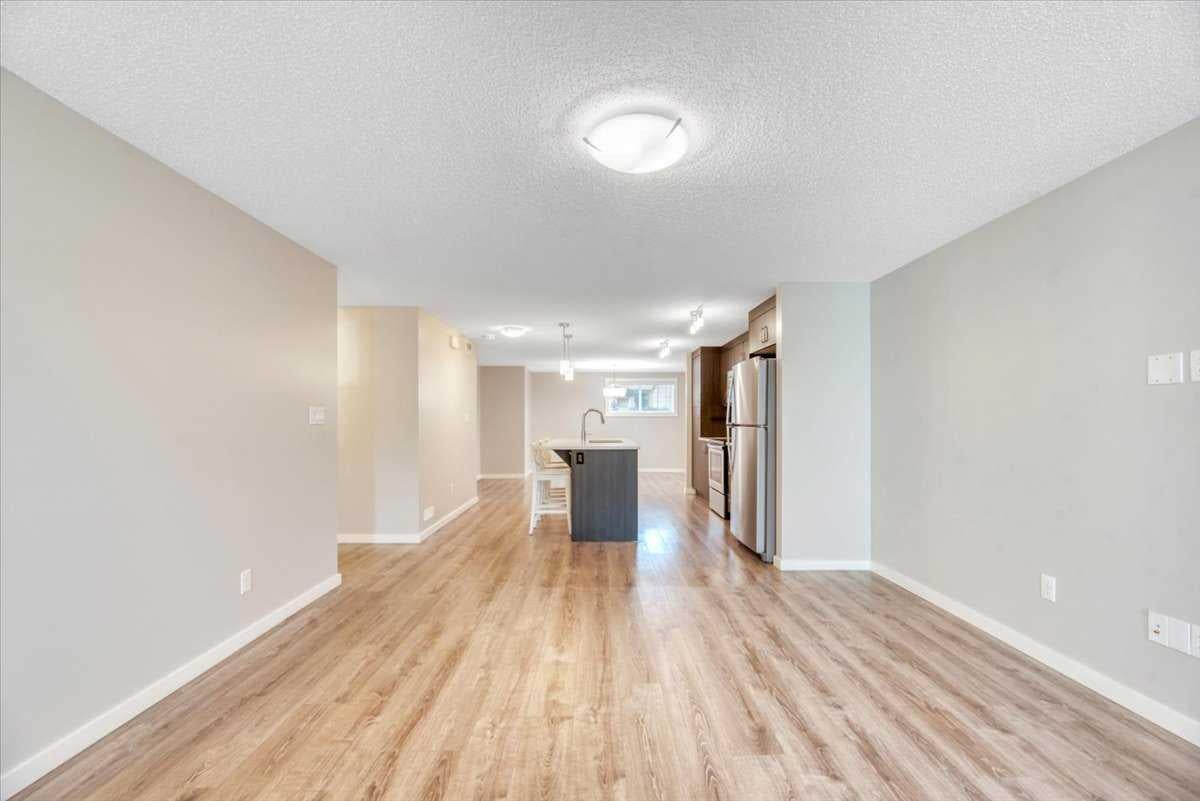 50 Westland Road 416