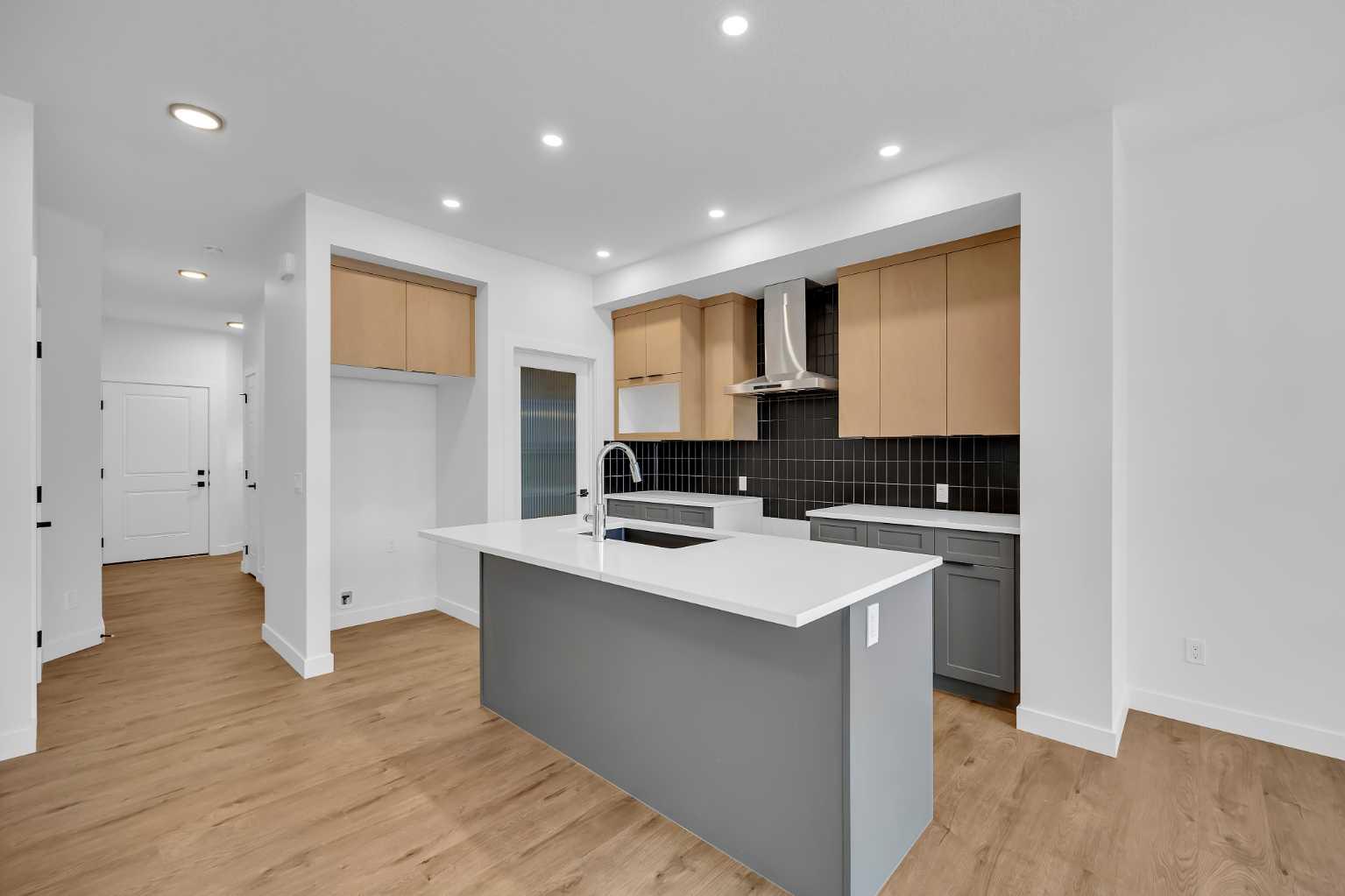 739 Langley Terrace SE