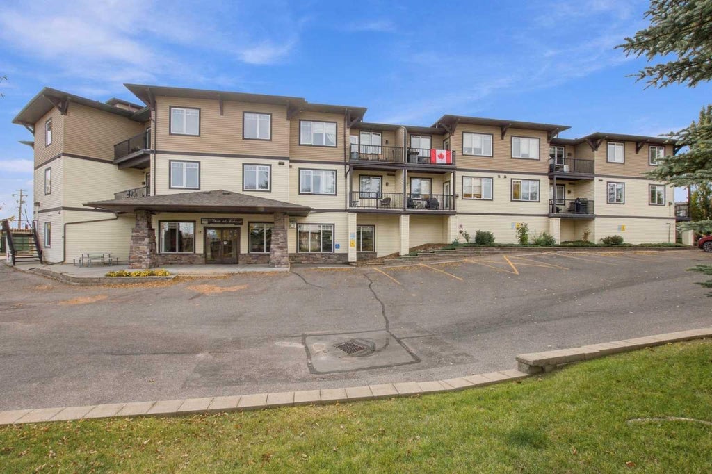 Photo of 43 Sunrise Loop SE #206, High River, AB T1V 0G8 (MLS # A2351206)