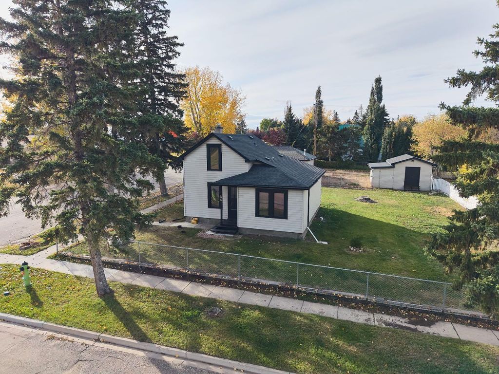 Photo of 106 Allison Street, Acme, AB T0M 0A0 (MLS # A2265945)