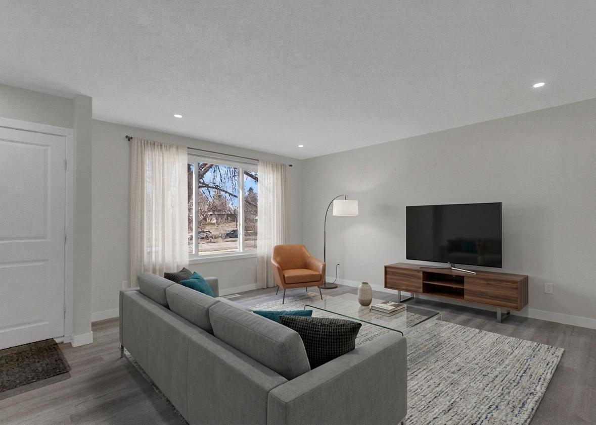 99 Dovercliffe Way SE