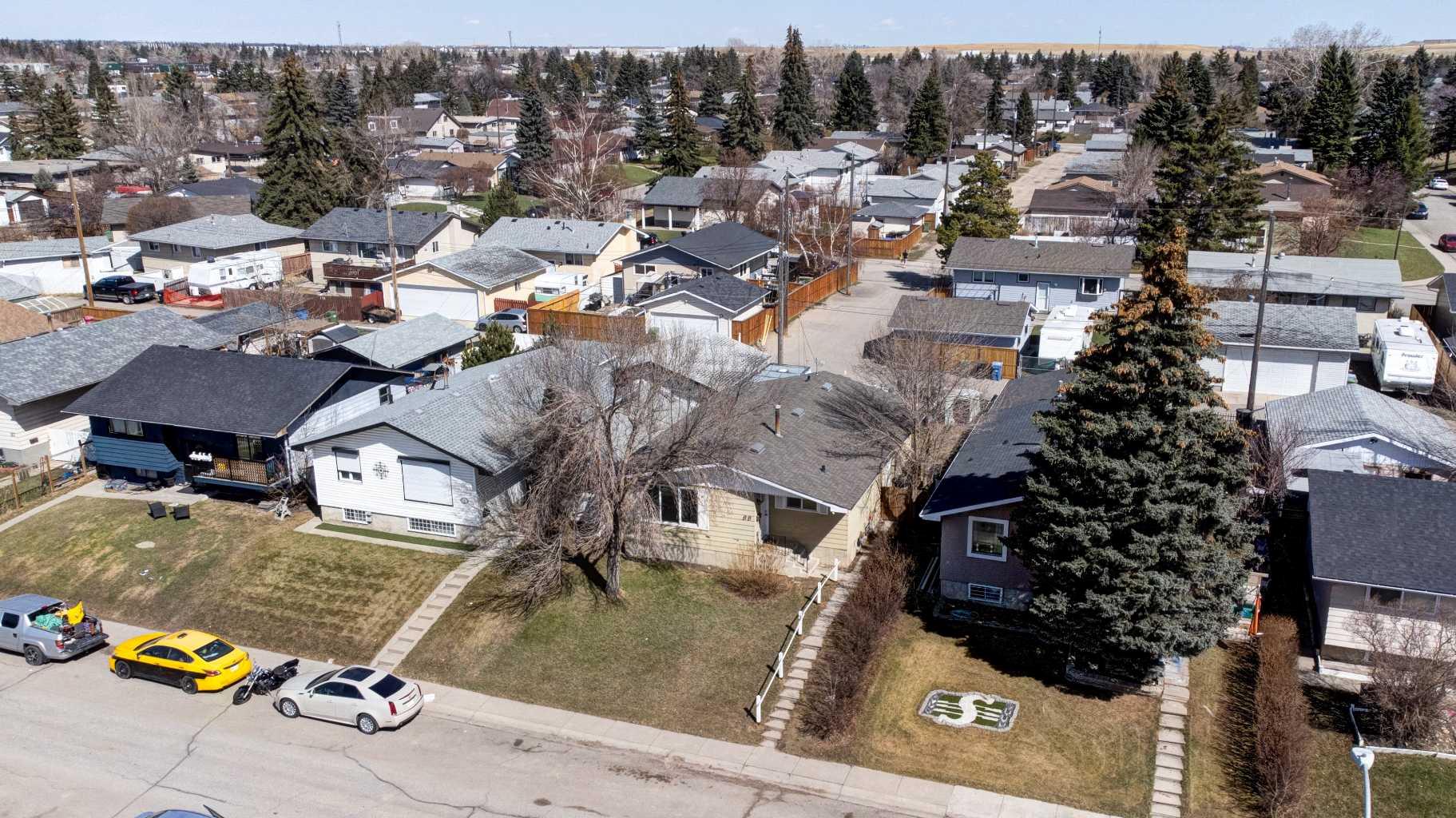 99 Dovercliffe Way SE