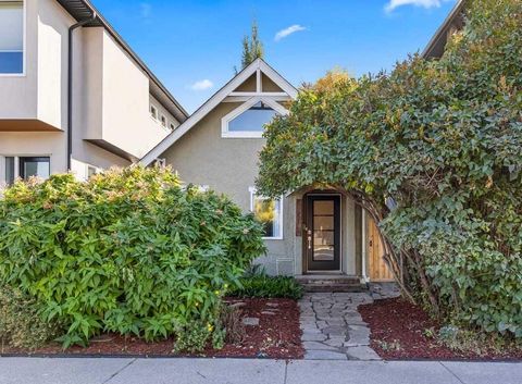 Photo of 2305 5 Avenue NW, Calgary, AB T2N 0T1 (MLS # A2262205)