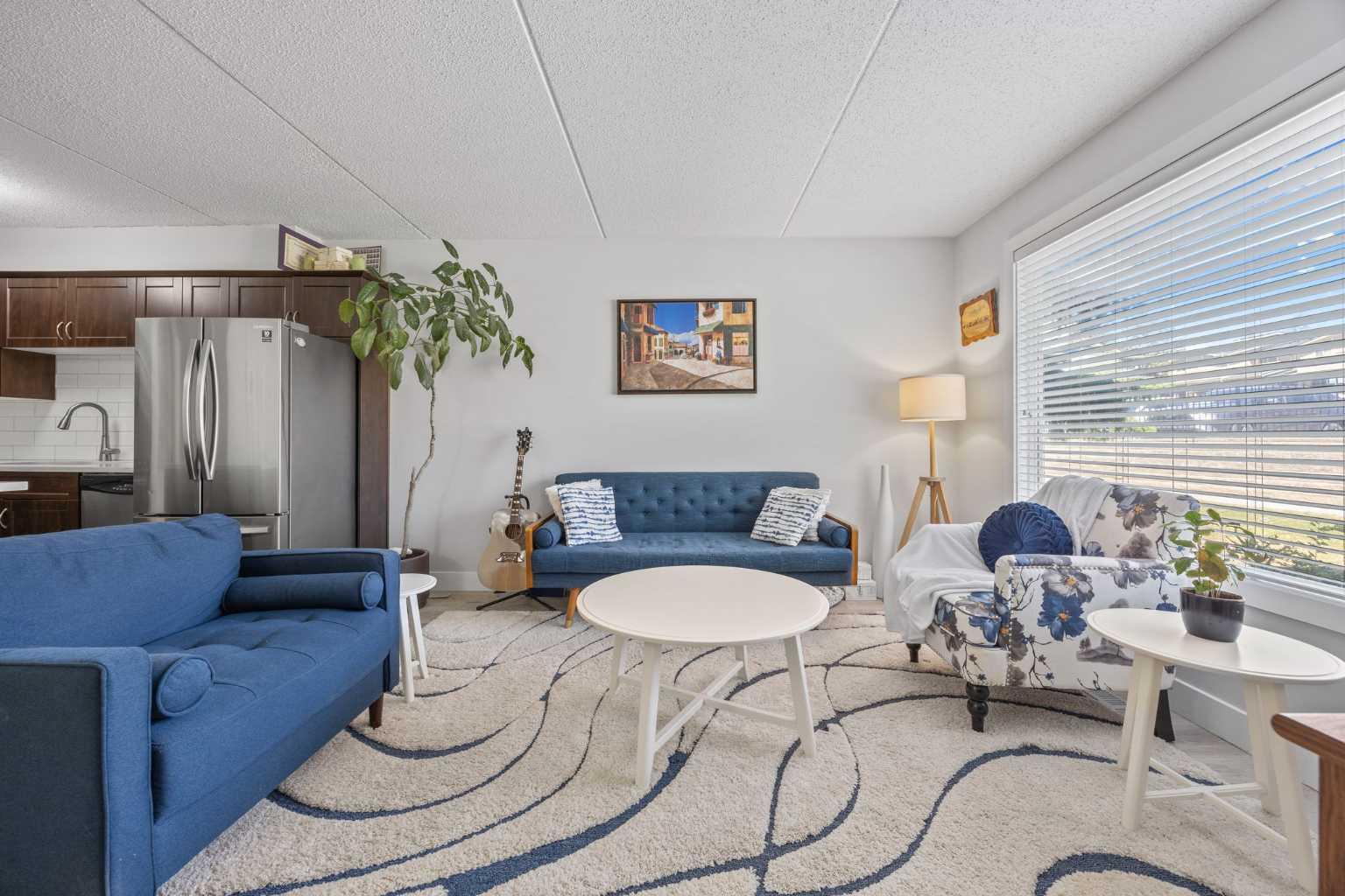 2200 Woodview Drive SW 1008