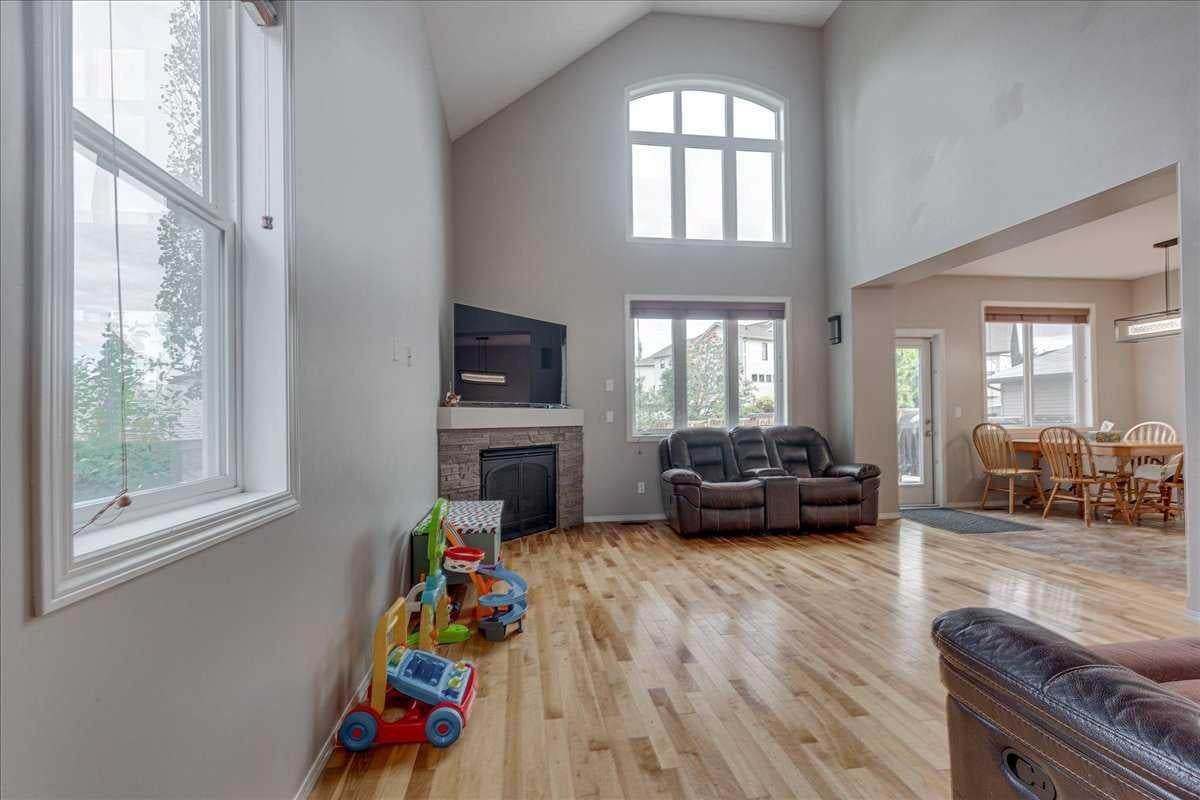 135 Inglewood Drive