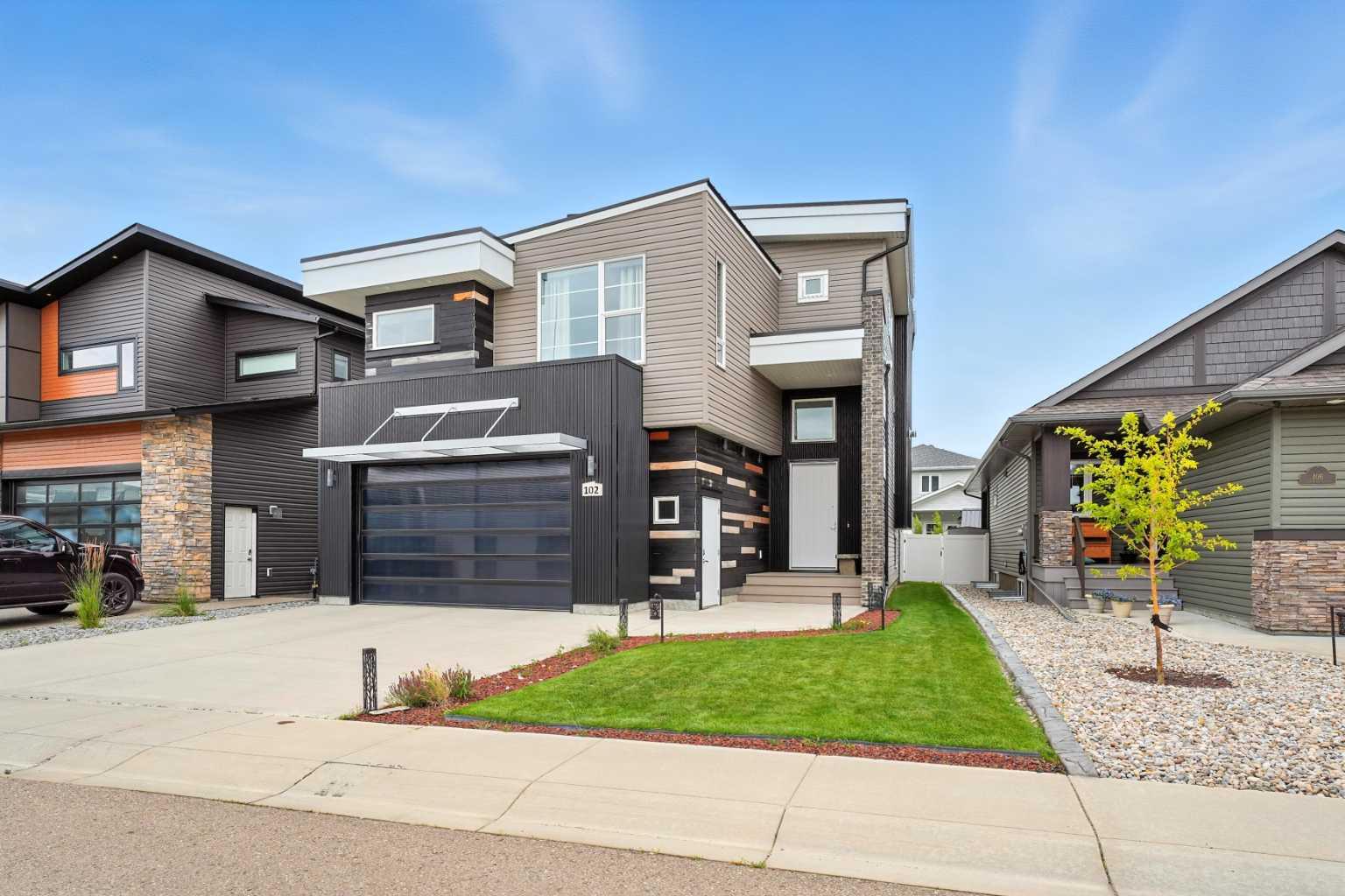 102 Longmire Close